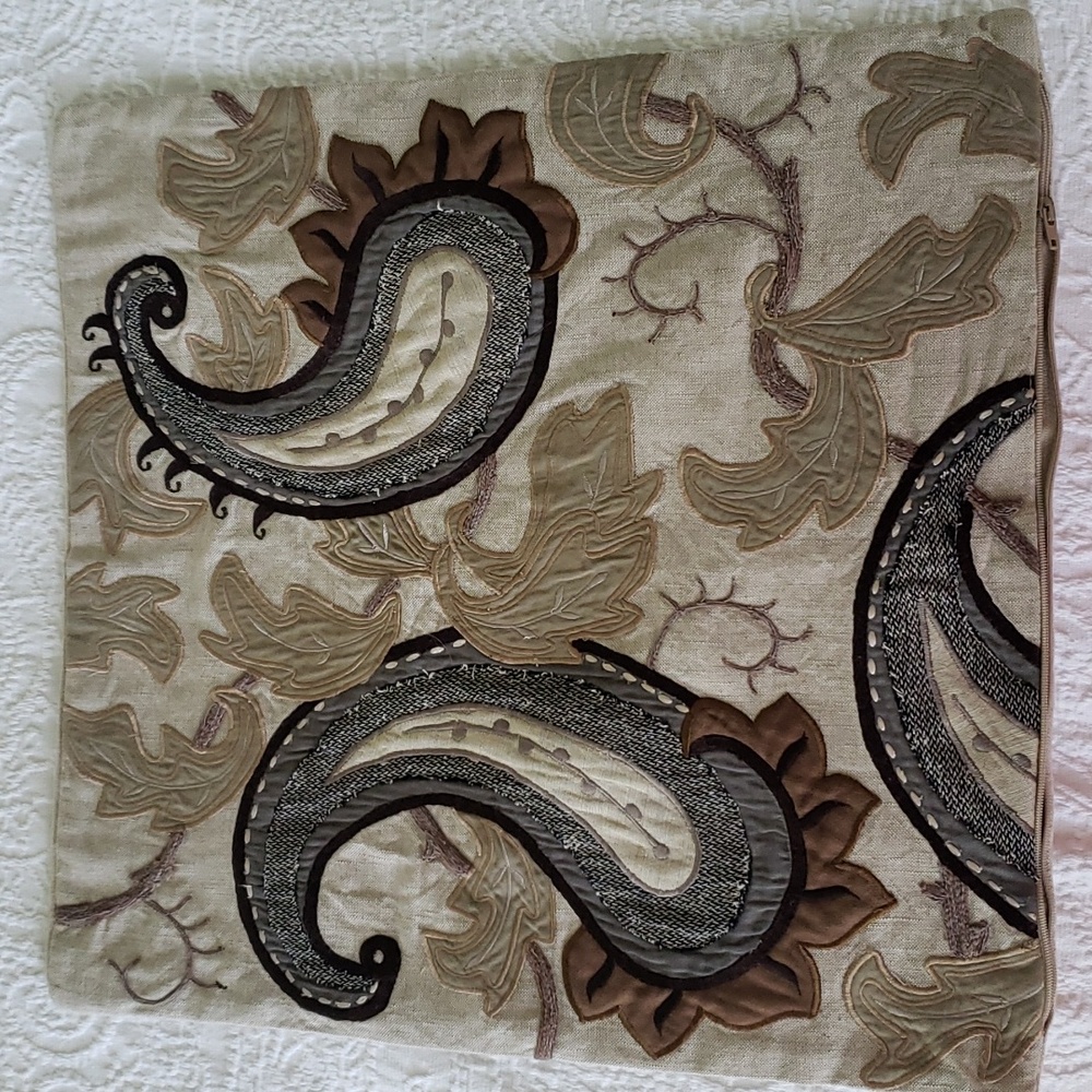 Crate&Barrel Gillespie Pillow Cover